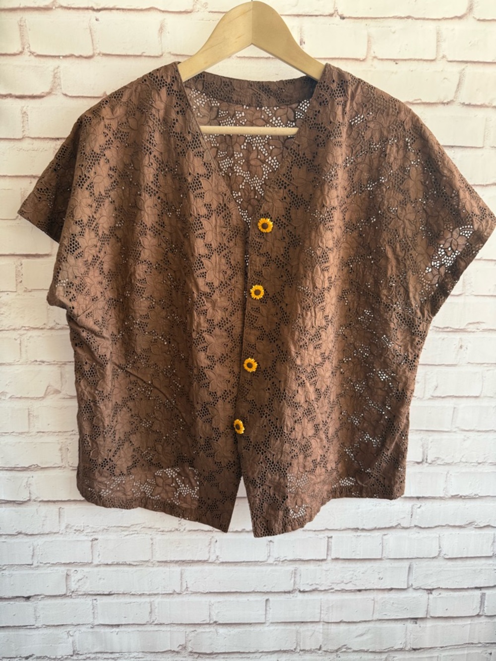 Brown Lace Short-Sleeve Button Cardigan with Sunflower Buttons